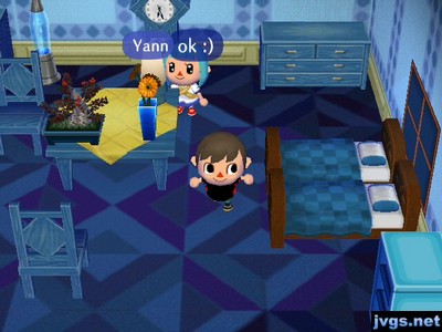 A blue themed room in Yann's house.