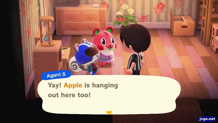Agent S: Yay! Apple is hanging out here too!