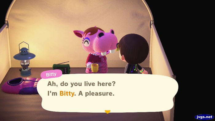 Bitty: Ah, do you live here? I'm Bitty. A pleasure.